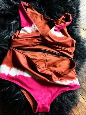 NWT PINK VICTORIA SECRET’S copper tie dye reversible bikini set